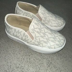 Michael Kors Loafers - size 6